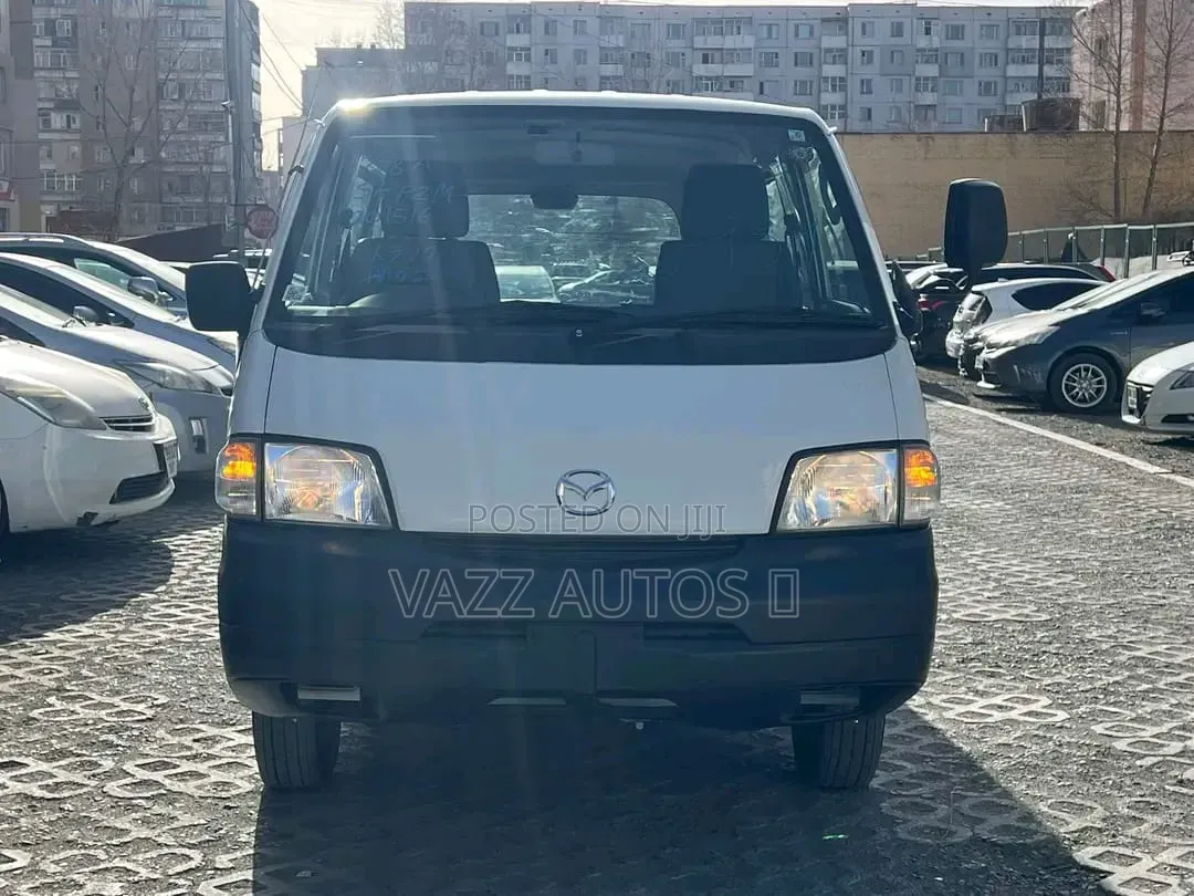 Mazda Bongo 2013 White
