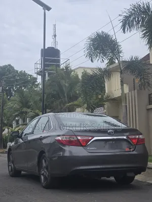 Toyota Camry 2015 Gray