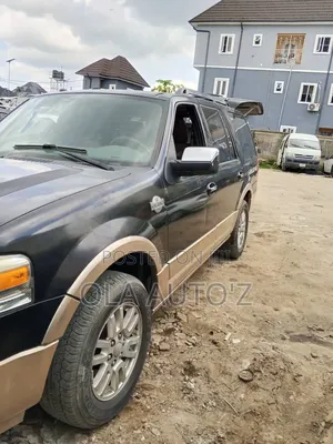 Ford Expedition 2013 Black