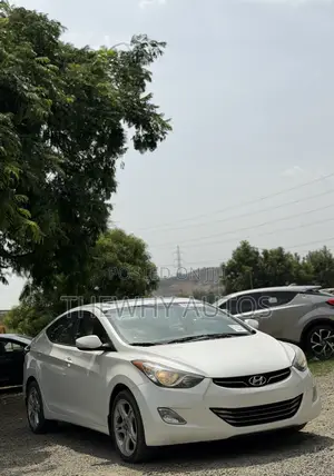 Hyundai Elantra Limited 2012 White
