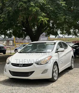 Hyundai Elantra Limited 2012 White