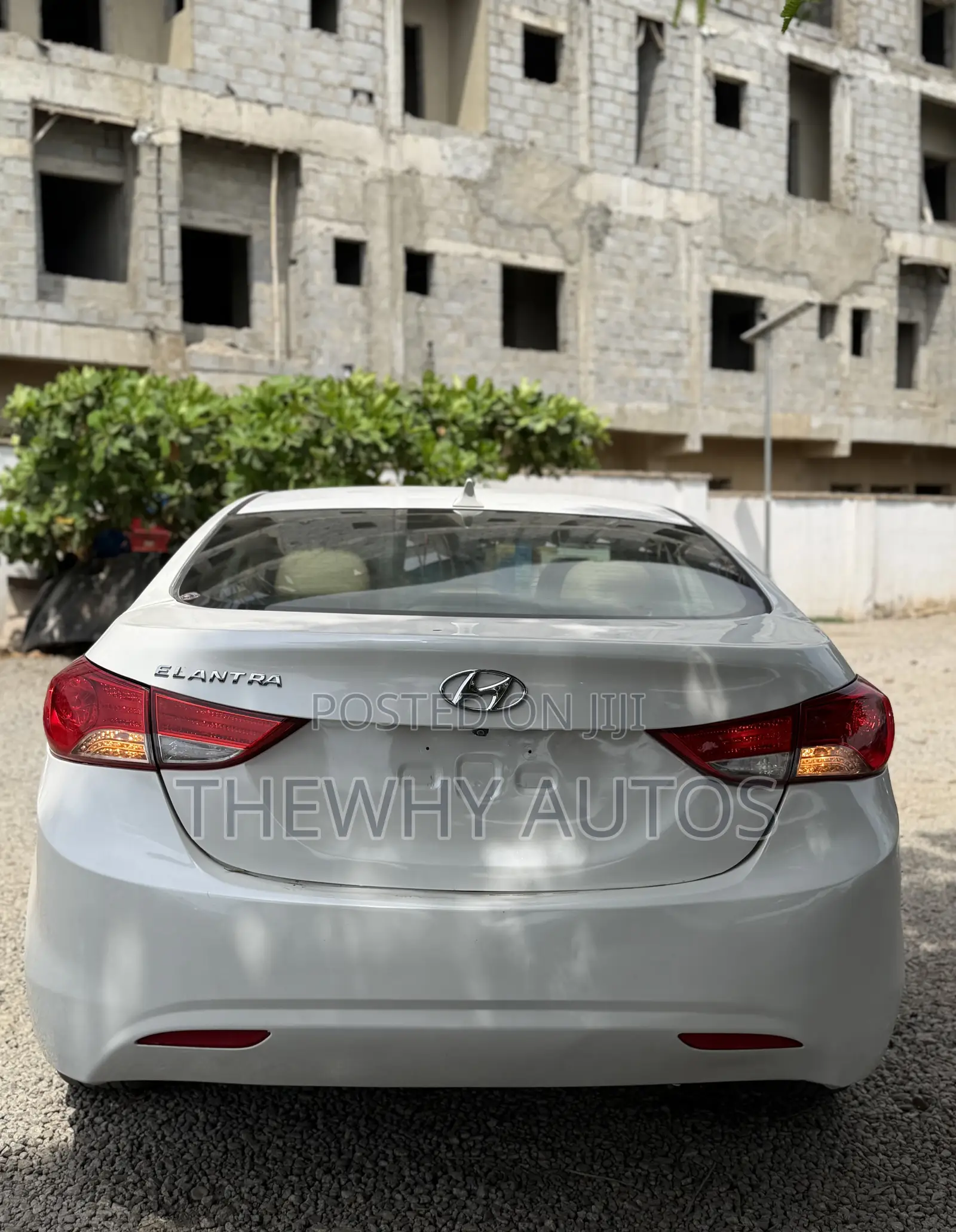 Hyundai Elantra Limited 2012 White