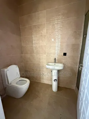 3bdrm Apartment in Lekki Phase 1 for rent