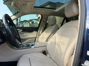 Mercedes-Benz GLC-Class 2016 Blue