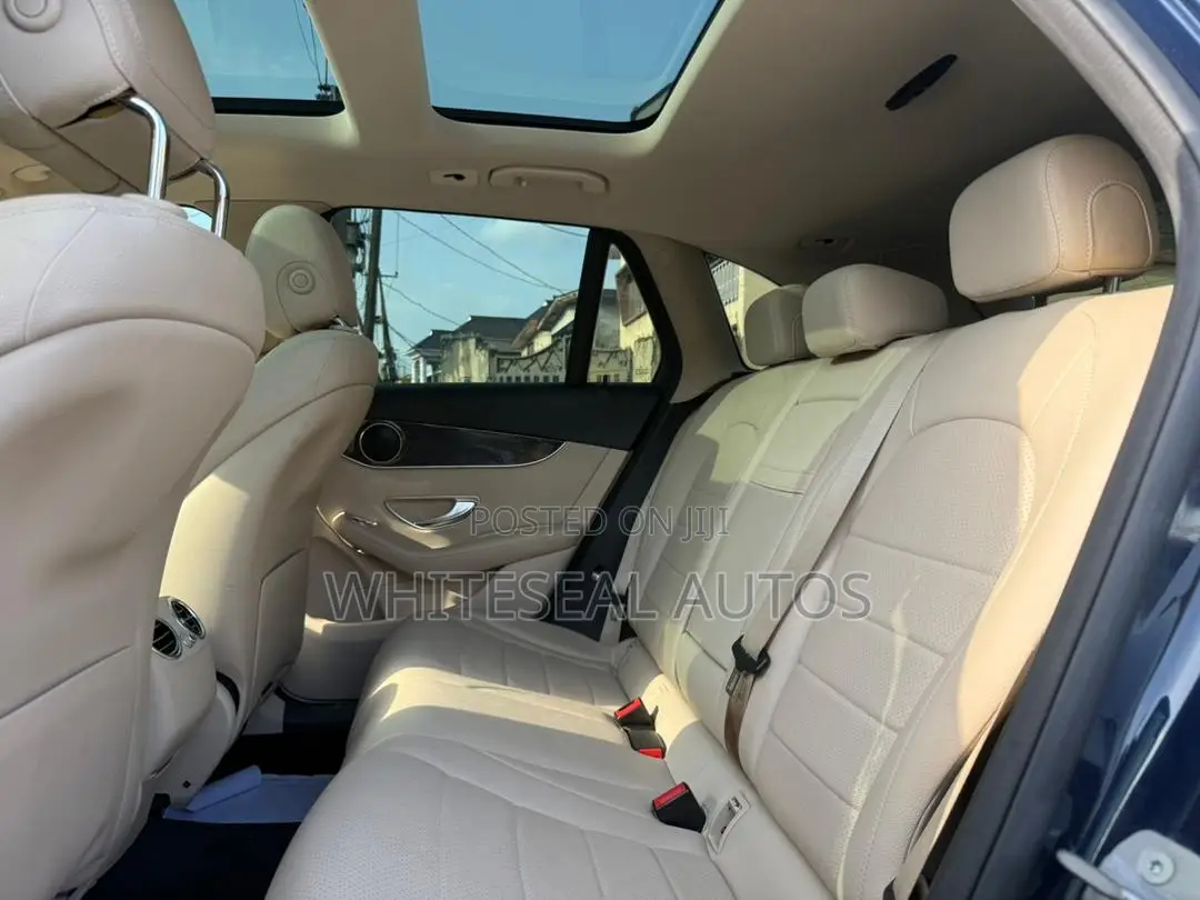 Mercedes-Benz GLC-Class 2016 Blue