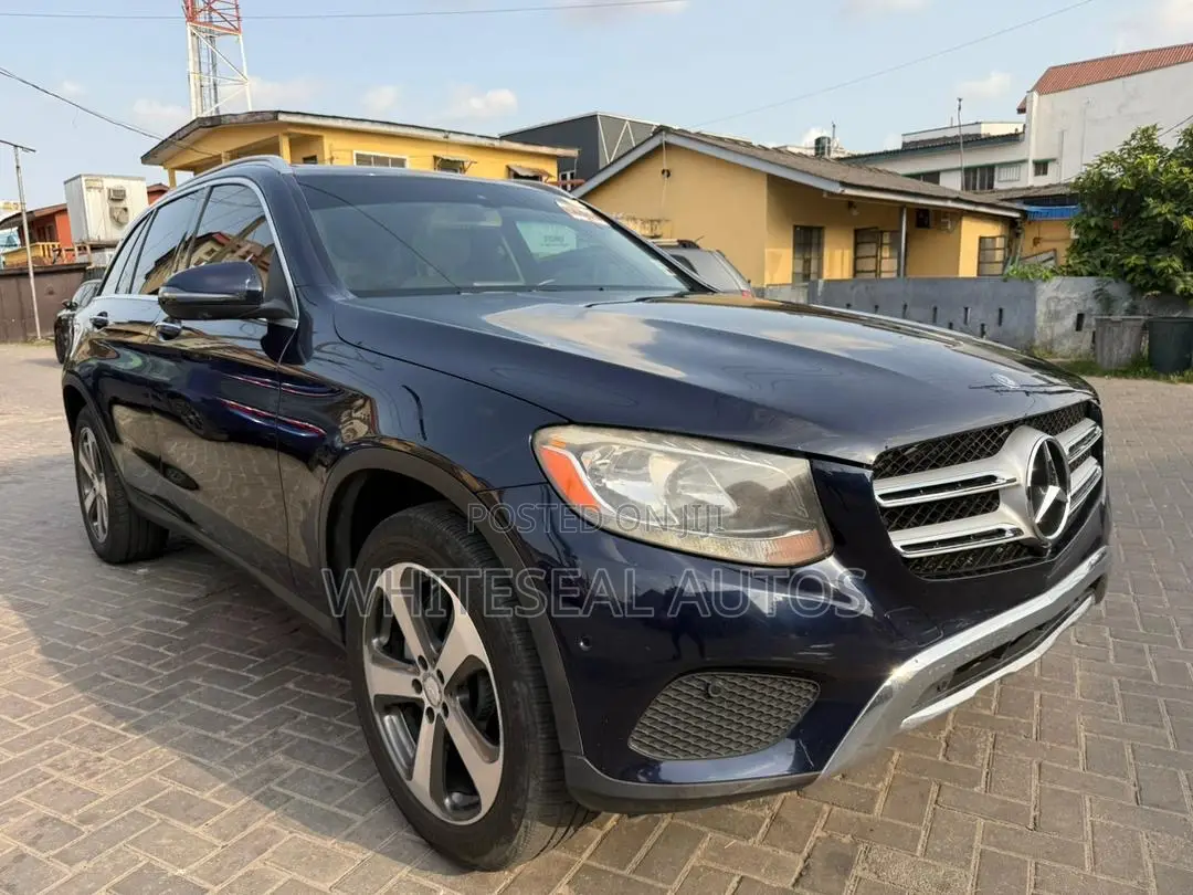 Mercedes-Benz GLC-Class 2016 Blue