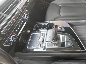 Audi Q7 3.0T Premium AWD quattro 2018 Black