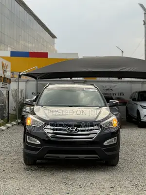 Hyundai Santa Fe 2014 Black