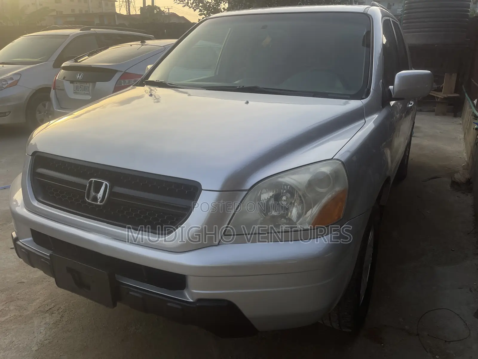 Honda Pilot 2004 Silver