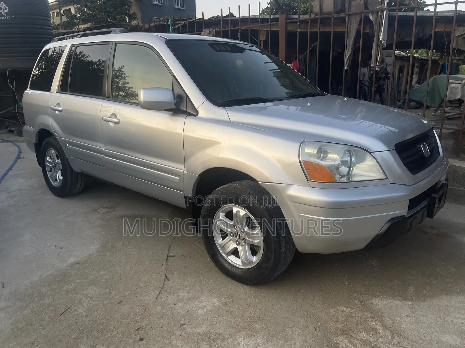 Honda Pilot 2004 Silver