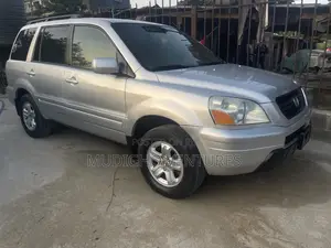 Honda Pilot 2004 Silver