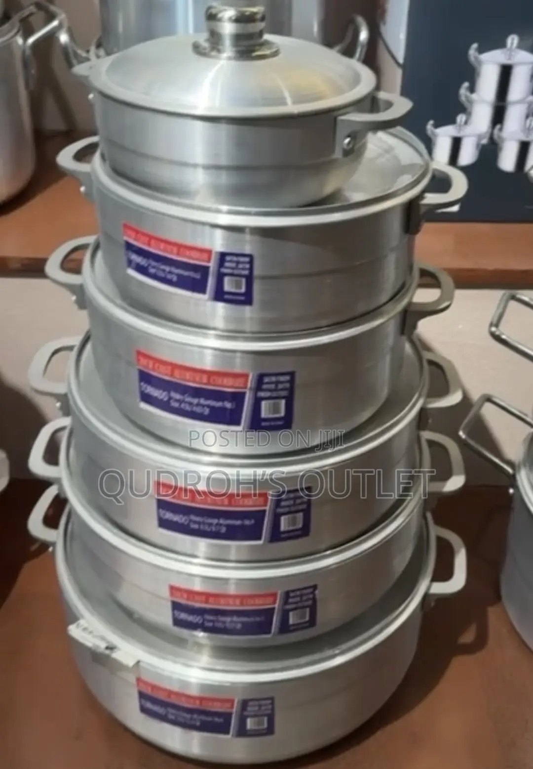 Original Cast Aluminium Pot