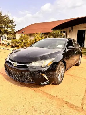Toyota Camry 2016 Black