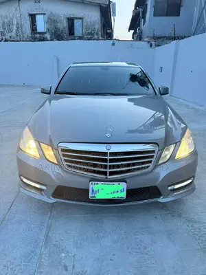 Mercedes-Benz E350 Base 4Matic Sedan AWD (3.5L 6cyl 7A) 2013 Gray