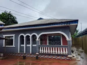 4bdrm Bungalow in Akpasak Estate, Uyo for sale