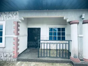 5 Units of 1 Bedroom Flats