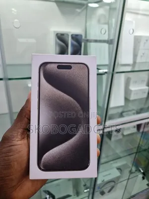 New Apple iPhone 15 Pro 256 GB