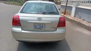Toyota Avensis 2006 Silver