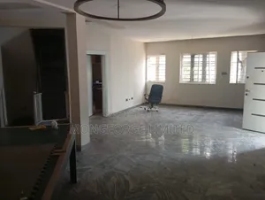 4bdrm Duplex in Lekki Phase 1 for rent
