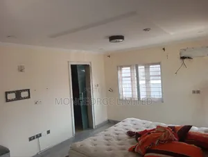 4bdrm Duplex in Lekki Phase 1 for rent