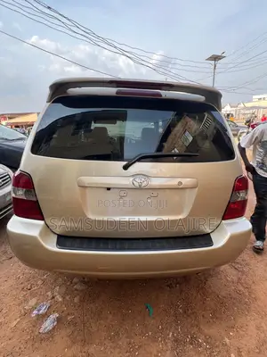 Toyota Highlander Limited V6 2006 Gold