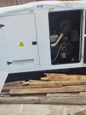 350kva Perkins Soundproof Generator  Copper Coil Two Years Warranty