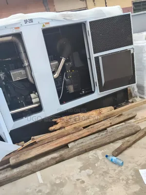 350kva Perkins Soundproof Generator  Copper Coil Two Years Warranty