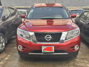 Nissan Pathfinder SL 4x4 2013 Red
