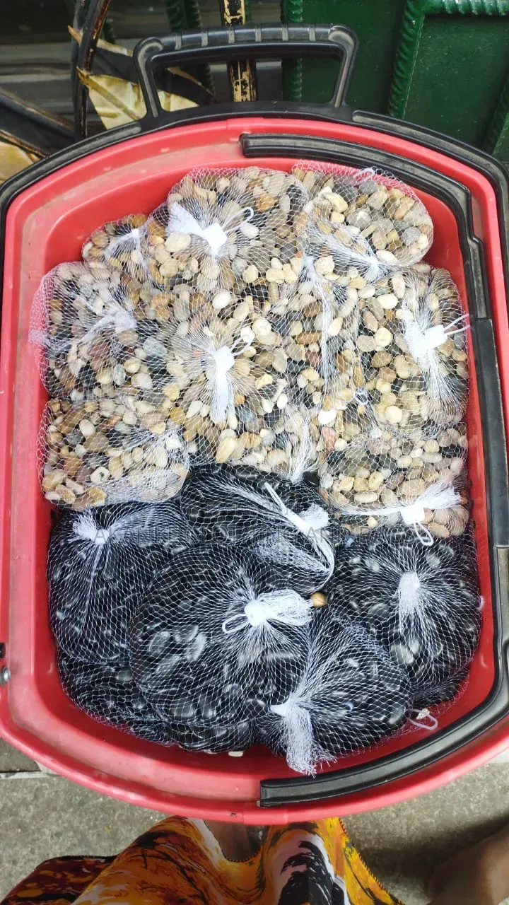 Pebbles Stone for Decorating Flower