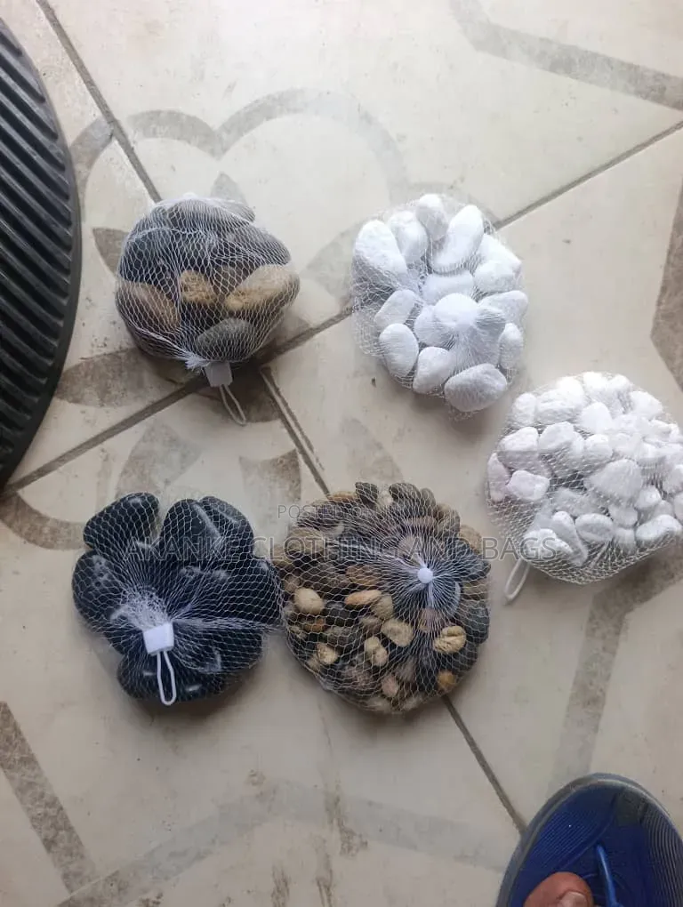 Pebbles Stone for Decorating Flower