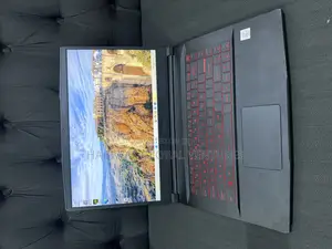 Laptop MSI GF65 Thin 10UE 16GB Intel Core i7 SSD 1T