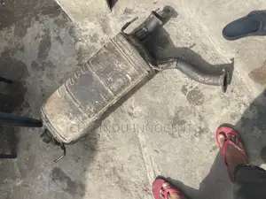 Exhaust Center Pot Lexus Gx460 V8 Engine