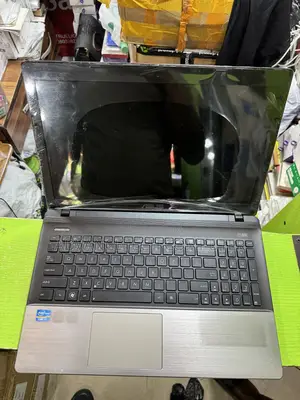 Laptop Asus A555LA 8GB Intel Core i7 HDD 500GB