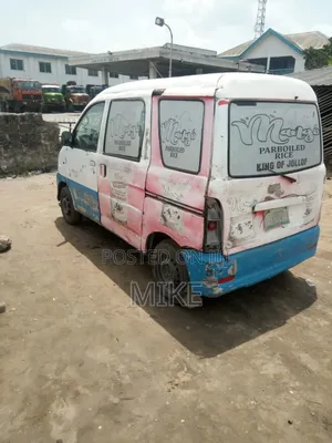 Daihatsu Hijet 1990 White
