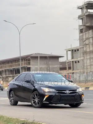 Toyota Camry 2016 Black
