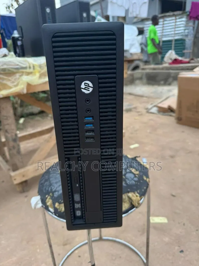 Desktop Computer HP ProDesk 400 4GB Intel Core i3 HDD 1T