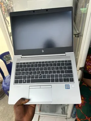 Laptop Apple MacBook 2011 4GB Intel Core i5 HDD 500GB