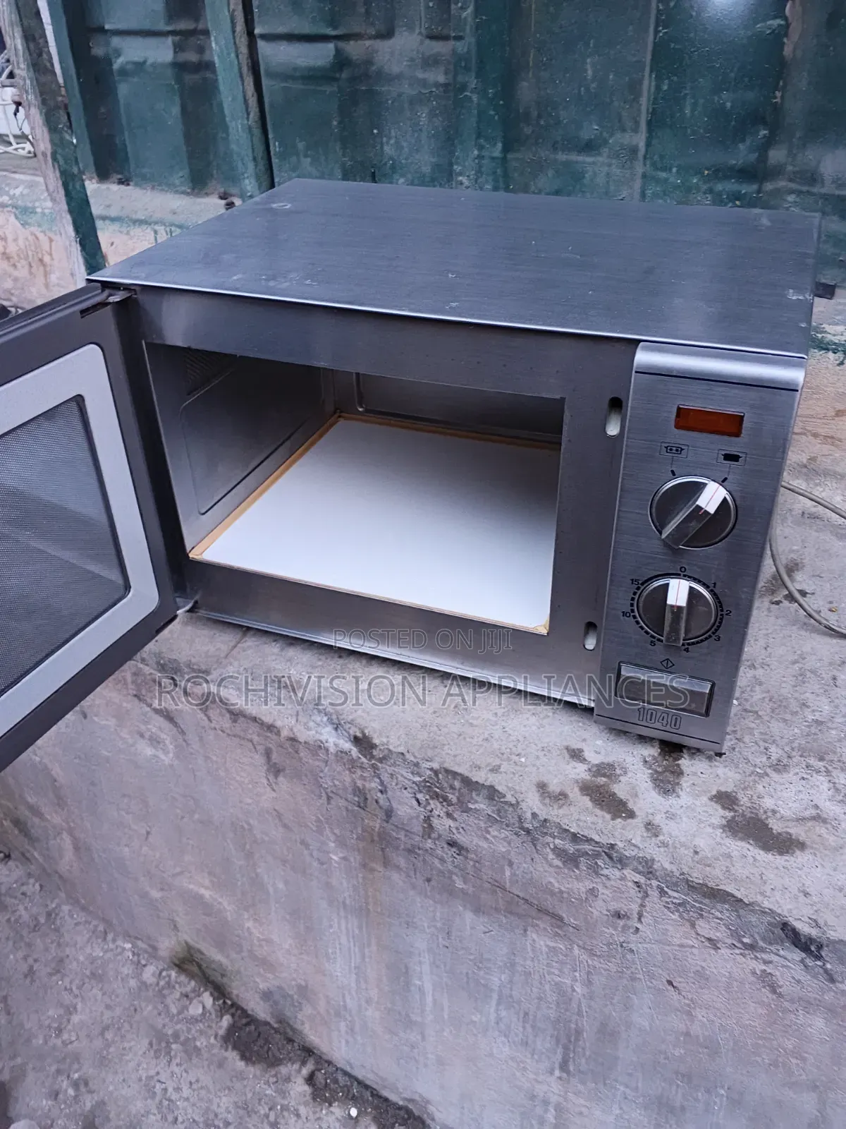 Panasonic Heavy-Duty Industrial Microwave