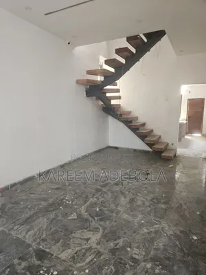 Furnished 5bdrm Duplex in Off Muyibat Oyefeso for rent