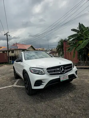 Mercedes-Benz GLC-Class 2019 White