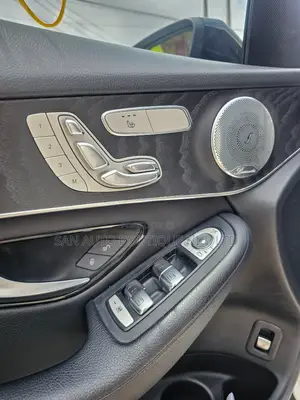 Mercedes-Benz GLC-Class 2019 White