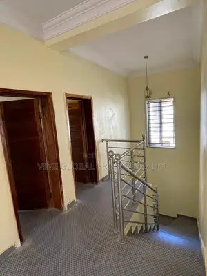 5bdrm Duplex in Lekki for rent