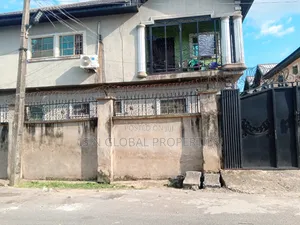 2bdrm Block of Flats in Warri for sale