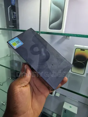 New Samsung Galaxy S22 Ultra 256 GB Black
