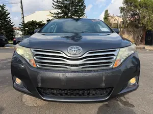 Toyota Venza V6 2012 Gray