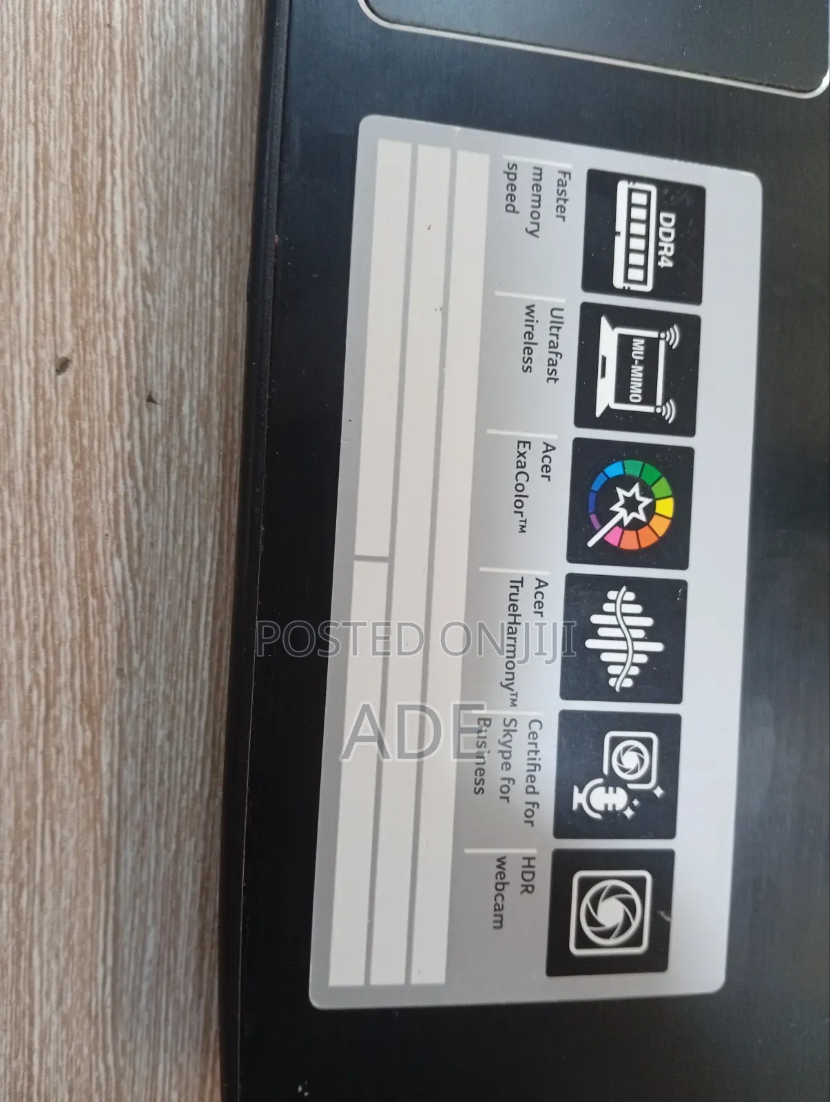 Laptop Acer Aspire E5-475 8GB Intel Core i3 HDD 500GB