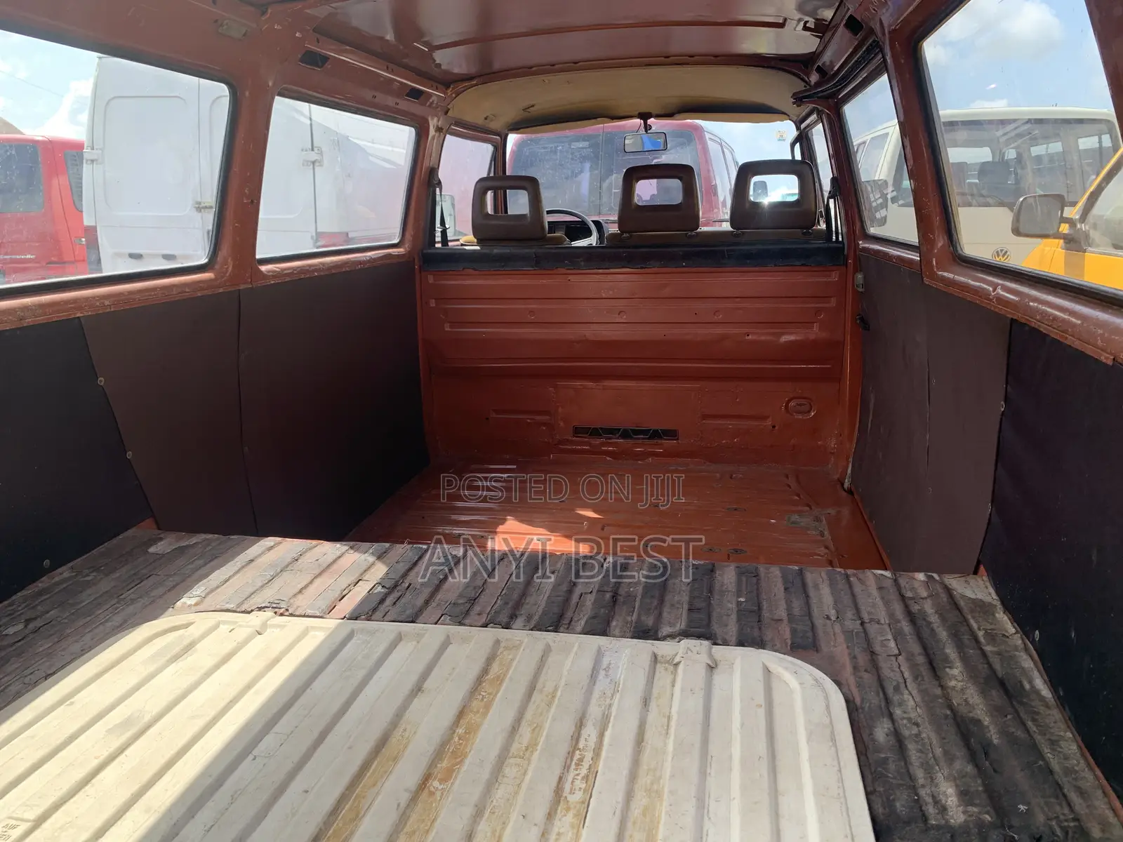 Volkswagen Transporter 1999 Orange