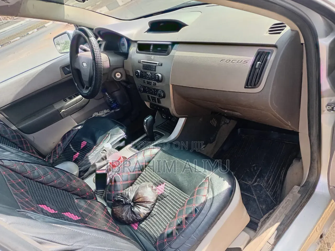 Ford Focus S 2010 Silver