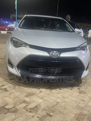 Toyota Corolla 2016 White