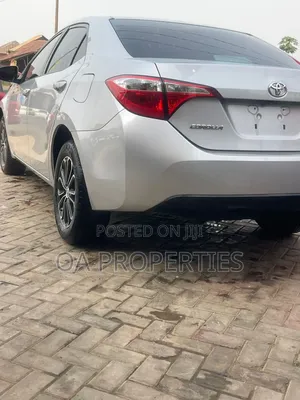 Toyota Corolla 2016 White